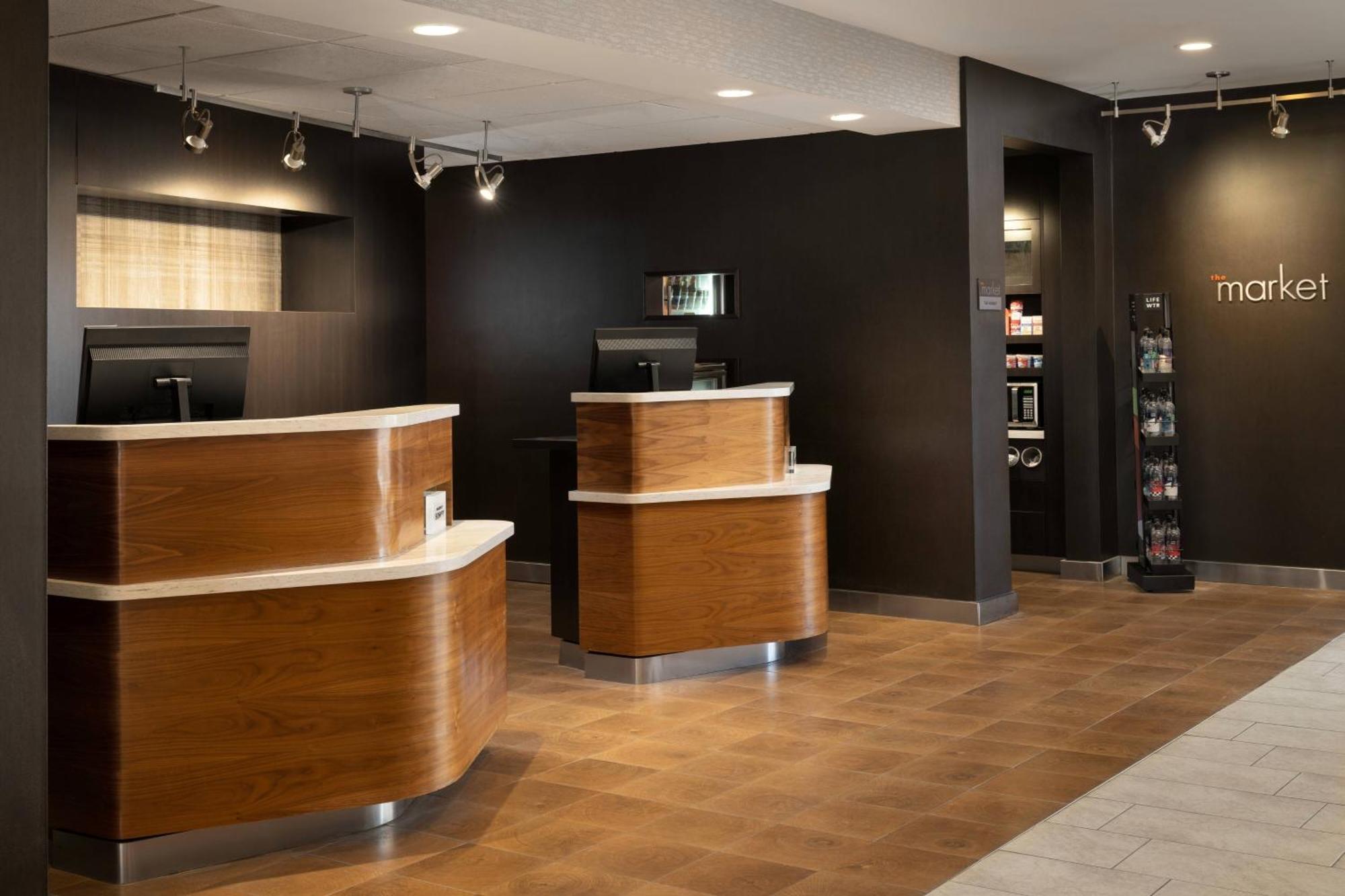 Courtyard By Marriott Phoenix Меса Экстерьер фото