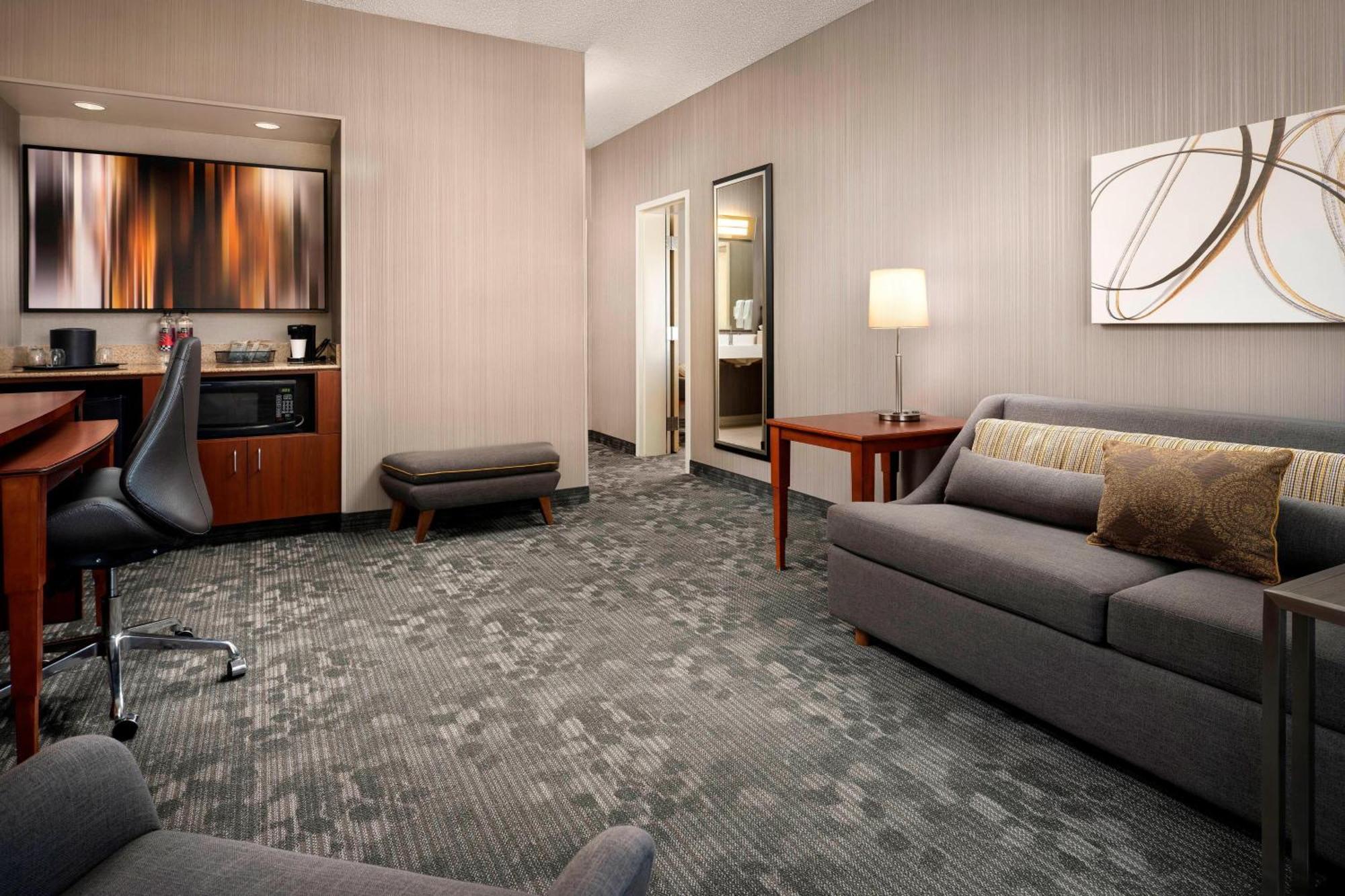 Courtyard By Marriott Phoenix Меса Экстерьер фото