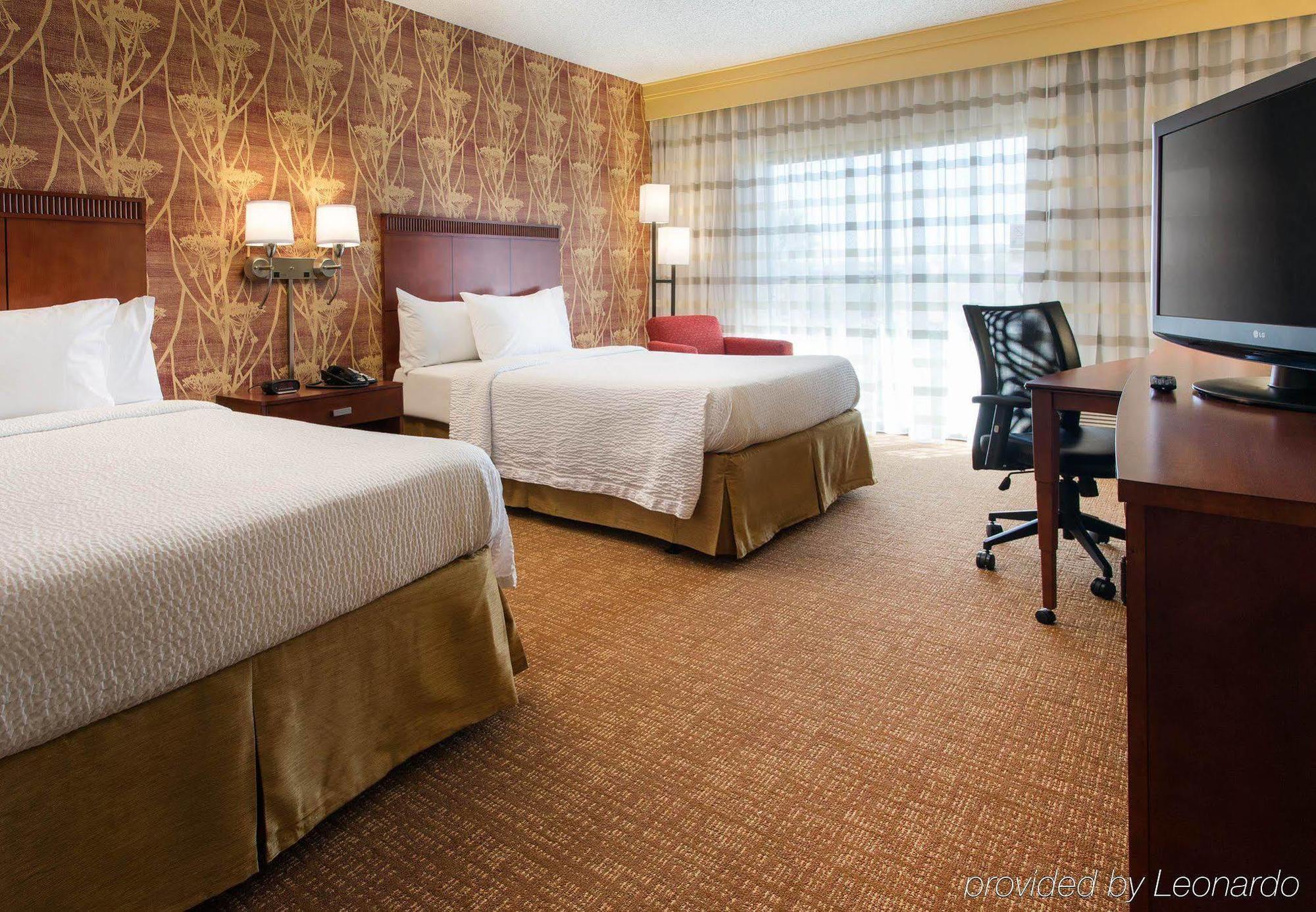 Courtyard By Marriott Phoenix Меса Экстерьер фото